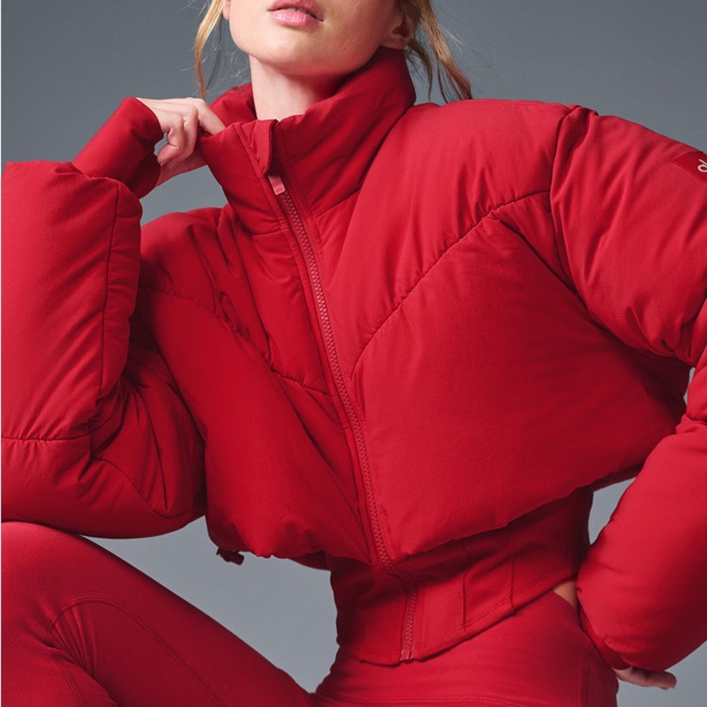 ALO Yoga Red Main Act Corset Cropped Puffer Jacket